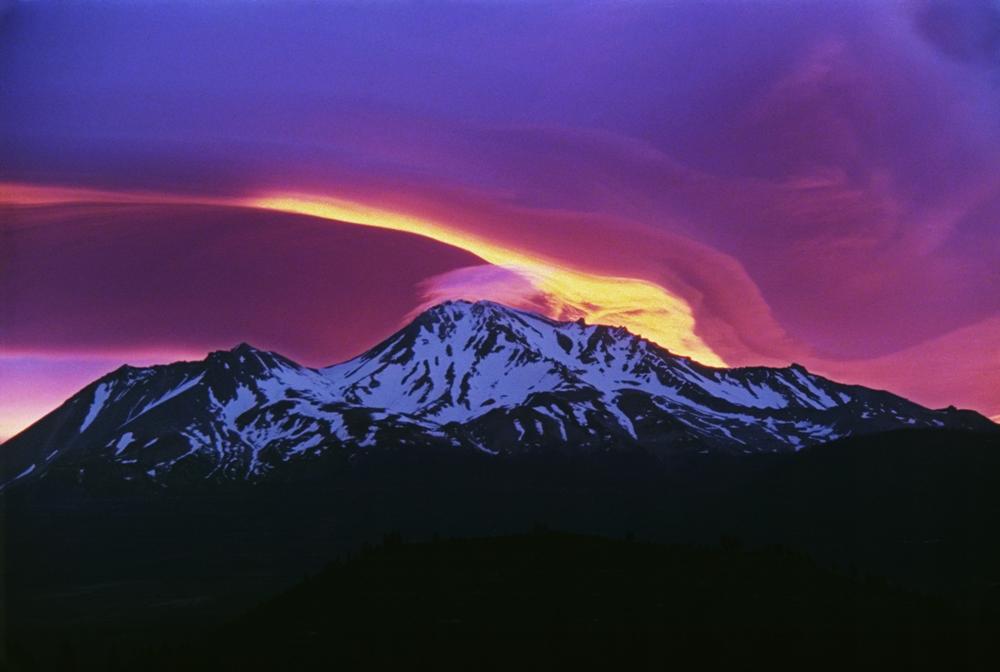 15 Pacific Northwest Conspiracy Theories That Feel Almost Believable