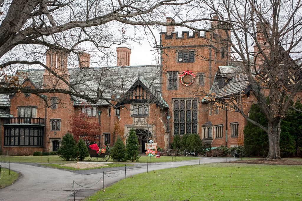 Entrance to Stan Hywet Hall and Gardens