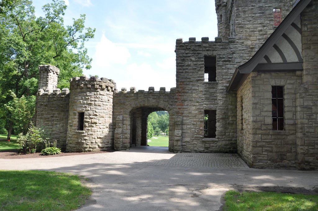 Squire's Castle in Cleveland Metroparks