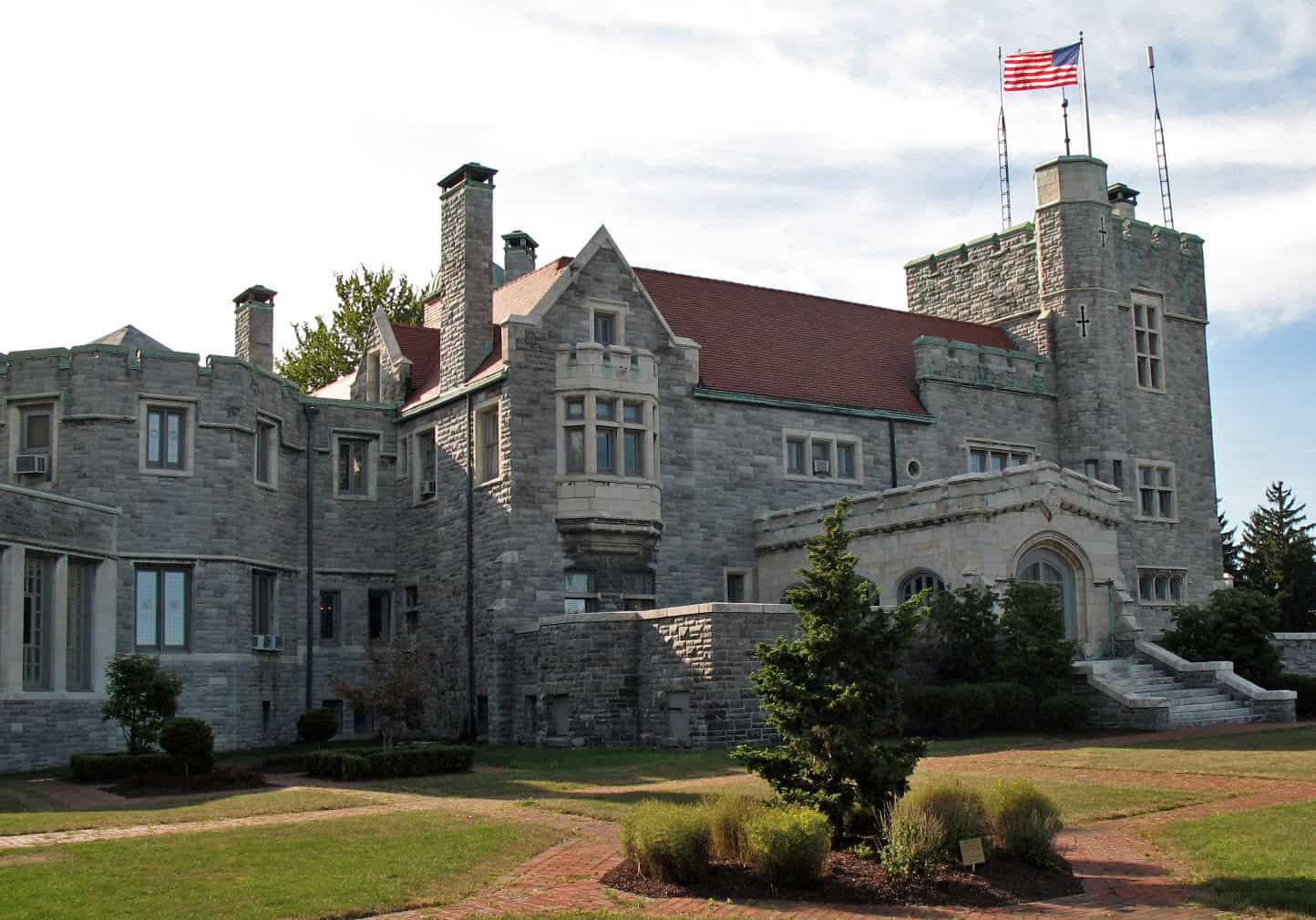 Glamorgan Castle in Alliance, Ohio