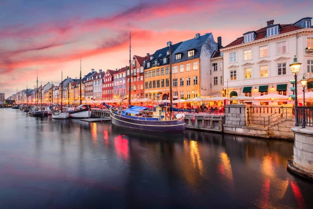 5 International Destinations So Pricey You’ll Want to Cash In Your Miles