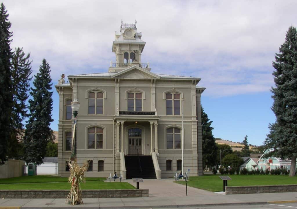 Historic Courthouse Dayton Washington