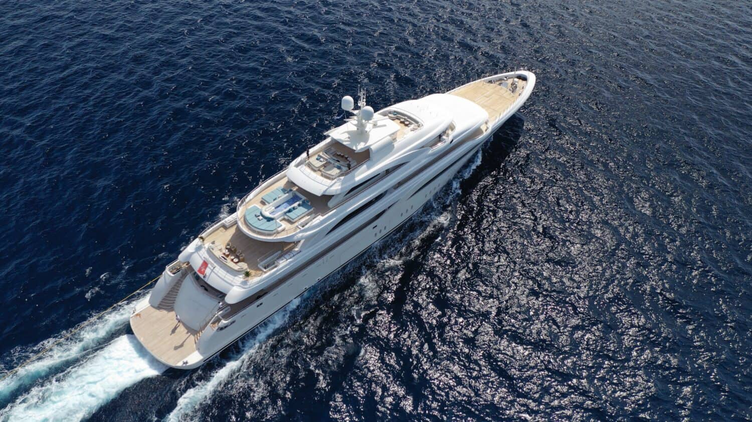 The 10 Largest Yachts in the World Rival Some Cruise Ships