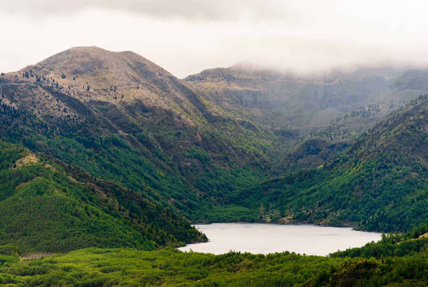 Mount St. Helens