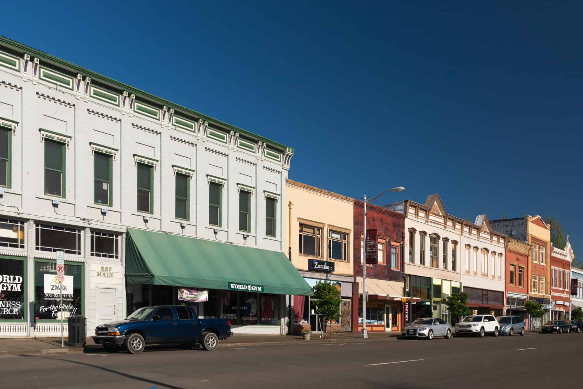 Buildings in downtown Dallas Oregon